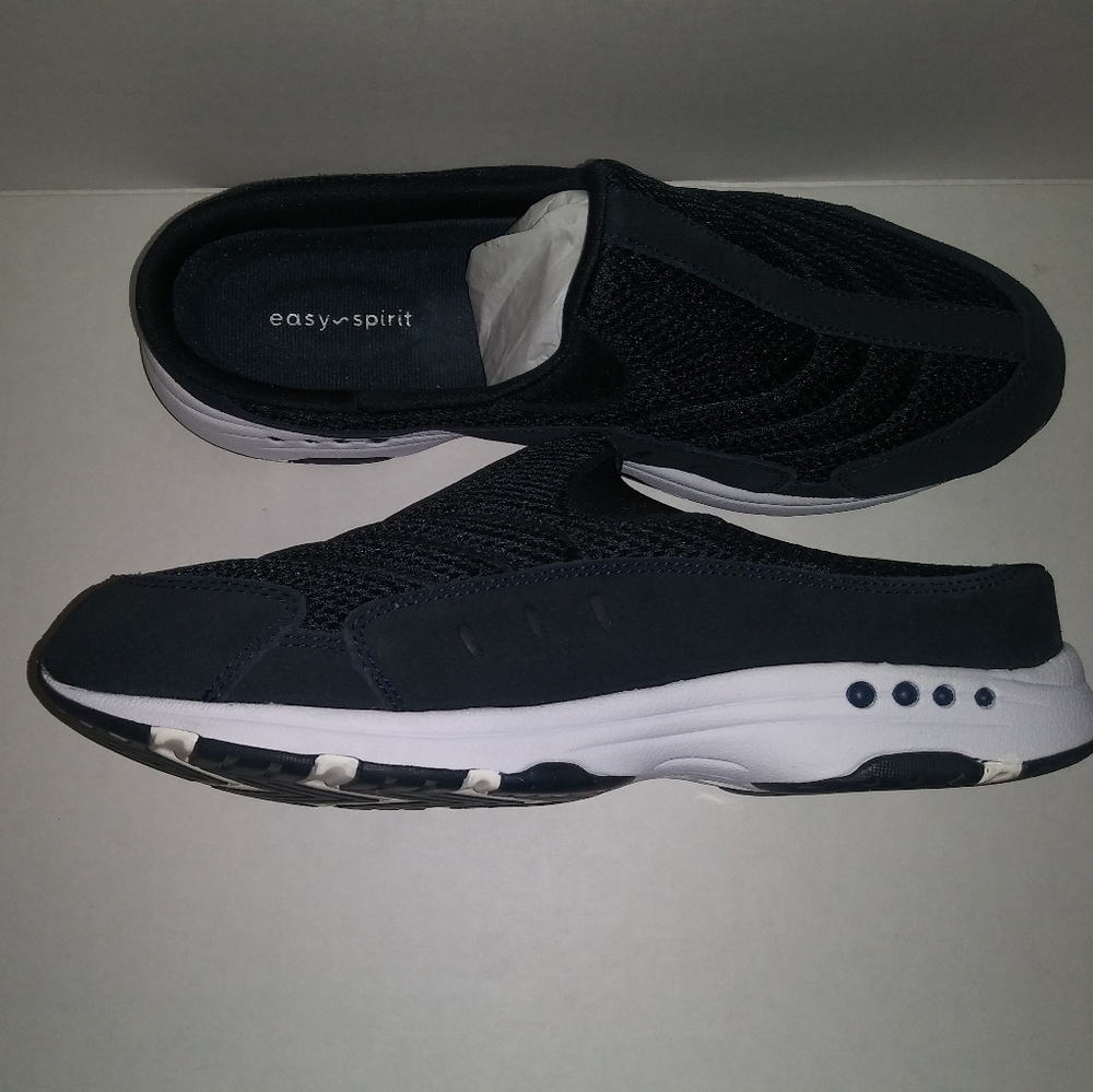 Easy Spirit Women's Shoe